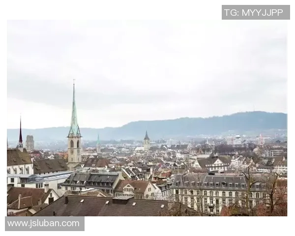 国外培养足球明星的大学探索与发展之路解析